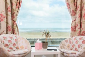 Leonardos Guest House