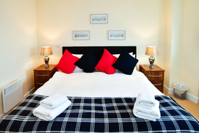 Just Stay Wales - Meridian Quay Apartments