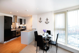 Just Stay Wales - Meridian Quay Apartments