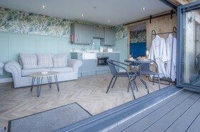 The Caswell Bay Hide out
