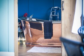 The Caswell Bay Hide out