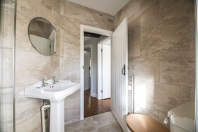 Barn Conversion - Hot Tub - Penally