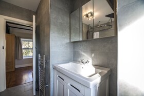 Barn Conversion - Hot Tub - Penally