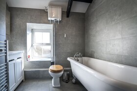 Barn Conversion - Hot Tub - Penally