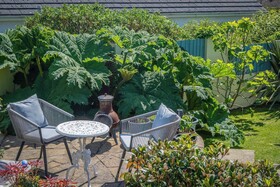 Town Heights Holiday Home  Tenby