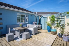 Town Heights Holiday Home  Tenby