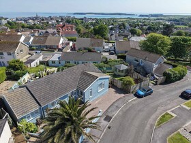 Town Heights Holiday Home  Tenby