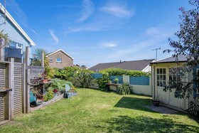 Town Heights Holiday Home  Tenby