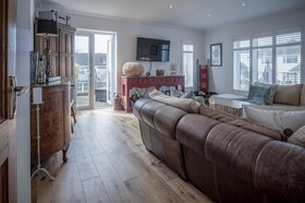 Town Heights Holiday Home  Tenby