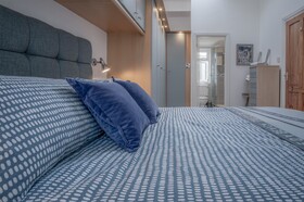 Town Heights Holiday Home  Tenby