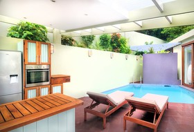 473 Grenada Boutique Resort