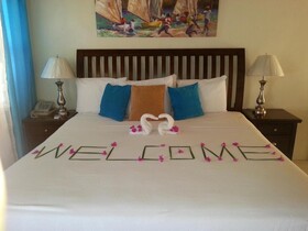 Grooms Beach Villas & Resort