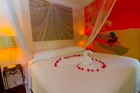 Le Phare Bleu Boutique Hotel & Marina