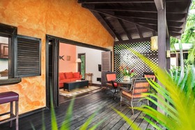 Le Phare Bleu Boutique Hotel & Marina