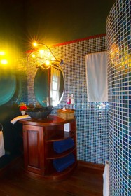 Le Phare Bleu Boutique Hotel & Marina