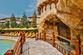 Dreamland Oasis Chakvi Hotel