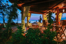 Dreamland Oasis Chakvi Hotel