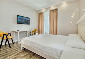 Alliance Palace Aparthotel