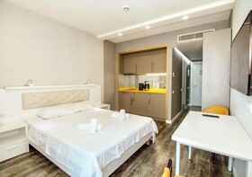 Alliance Palace Aparthotel