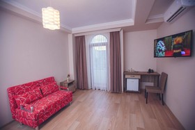 Daisi-Sunset Hotel