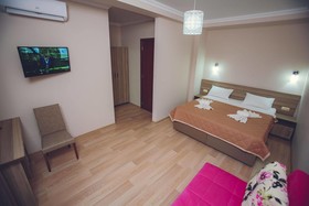Daisi-Sunset Hotel