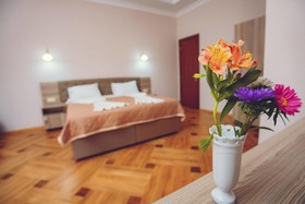 Daisi-Sunset Hotel