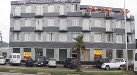 Green Hotel