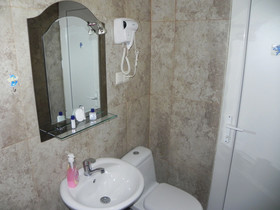 Hotel Leon