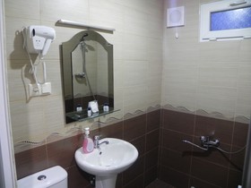 Hotel Leon