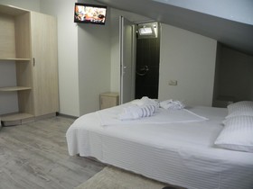 Hotel Leon