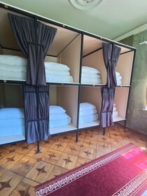 Karvi Hostel & Suites