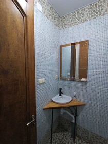 Karvi Hostel & Suites