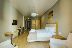 Komunna Luxe