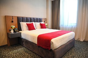 Landmark Hotel