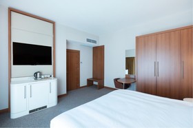 Legend Hotel Batumi Convention Center & Spa