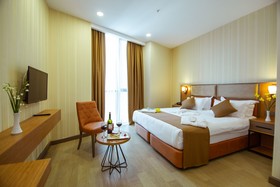 New Wave Hotel