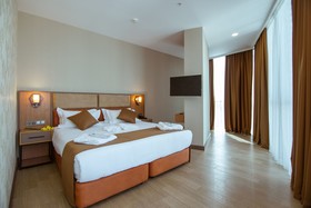New Wave Hotel