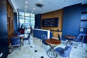 New Wave Hotel