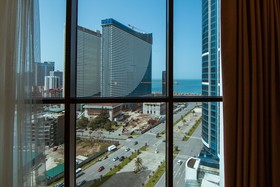 New Wave Hotel