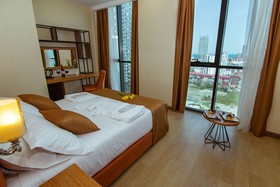 New Wave Hotel