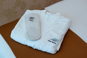 New Wave Hotel