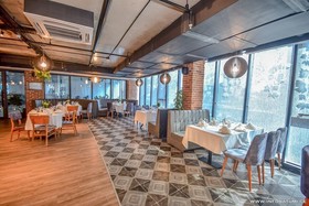 New Wave Hotel