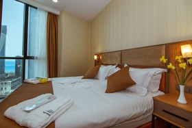 New Wave Hotel
