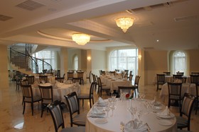 Medea Hotel & Casino
