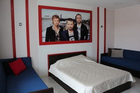 Rock Hotel First Line