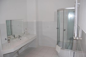 Hotel Rcheuli Palace