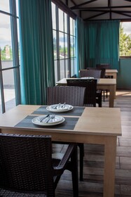 West Star Hotel