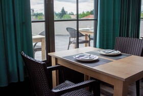 West Star Hotel