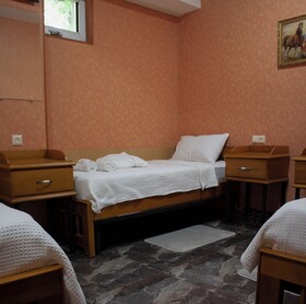West Star Hotel
