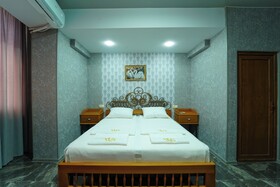 West Star Hotel